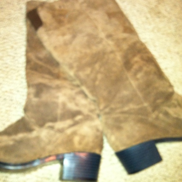 Boots - Picture 2 of 2