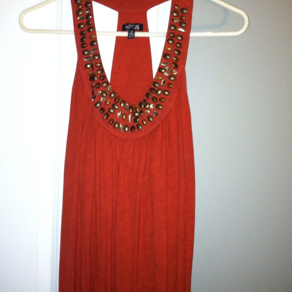 Razor back top