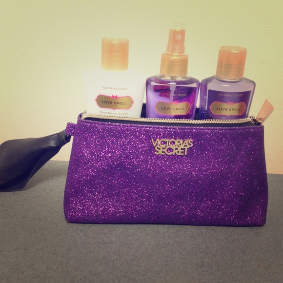 Victoria Seceret Love Spell Bundle!