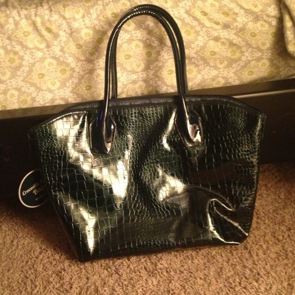 Purse - Picture 1 of 1