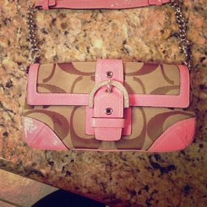 Pink faux snake skin coach bag with metal chain!