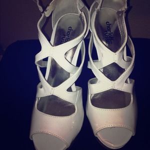 Cute white heels!!
