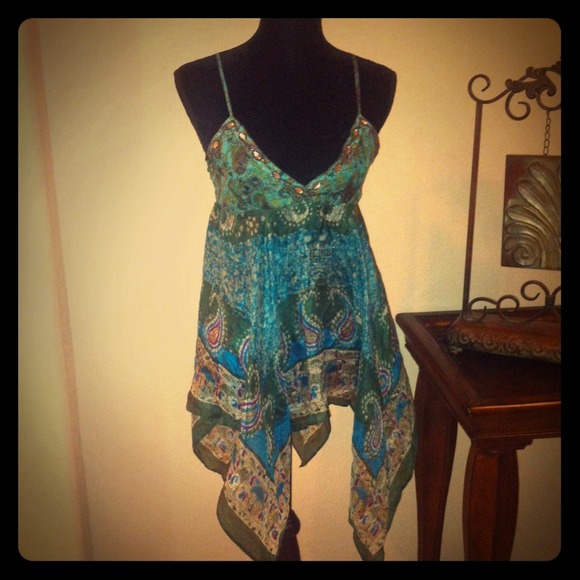 chaudry KC  Tops - 💥REDUCED💥Silk top