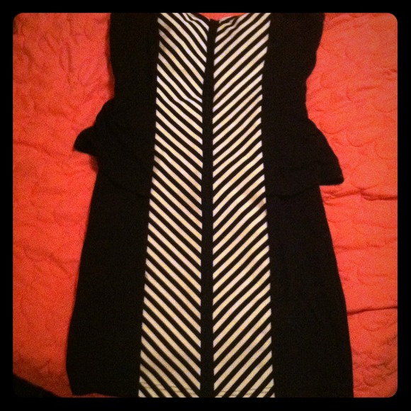 Bebe dress!( hold til tomorrow )