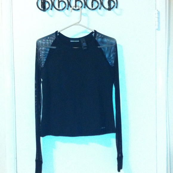 SOLD!!! BUNDLED ☺DKNY TOP