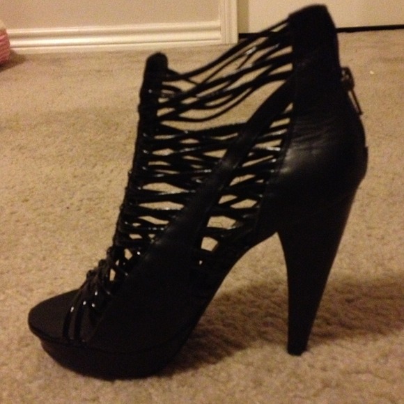 Steve Madden viper caged platforms! - Picture 2 of 4