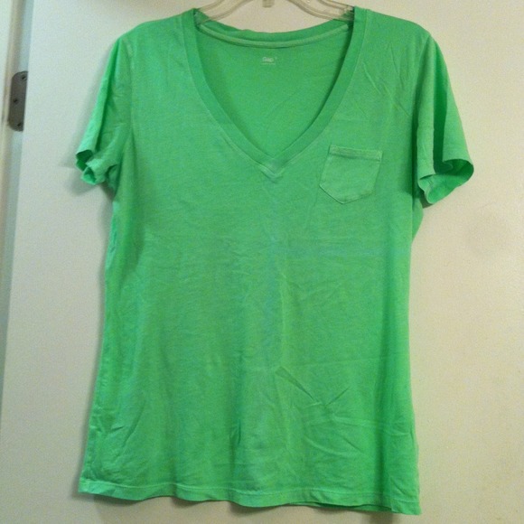 Basic v neck