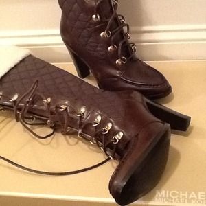 * SOLD!!! * Authentic MK Boots