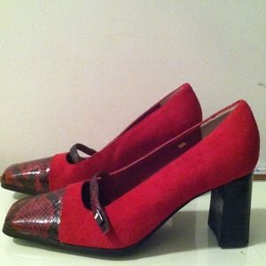 Reduced✂Authentic ❤Carlos Falchi red snake suede