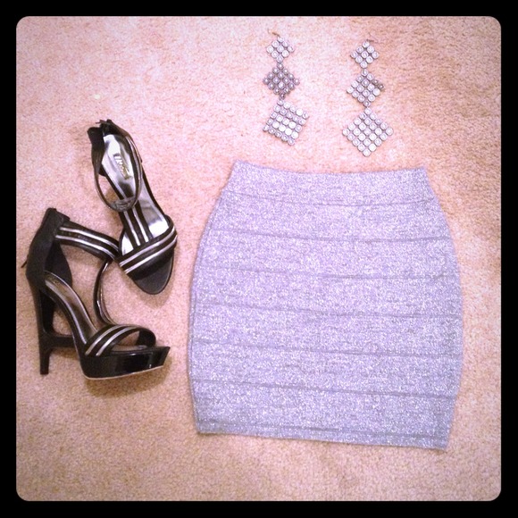 Dresses & Skirts - Metallic Silver Skirt