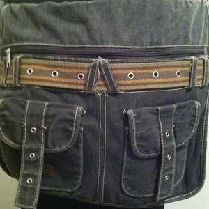 Free👀w/$25purch reduced📢Denim distressed satchel