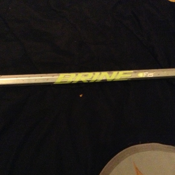 Lacrosse shaft (brine f15) never used - Picture 2 of 2