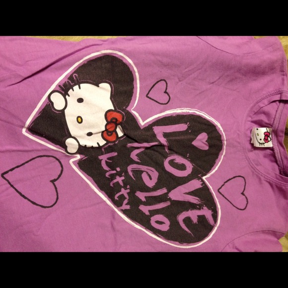 Hello Kitty Tee - Picture 2 of 2