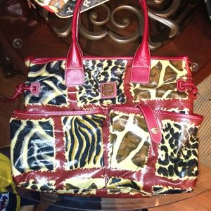 Real dooney & bourke purse