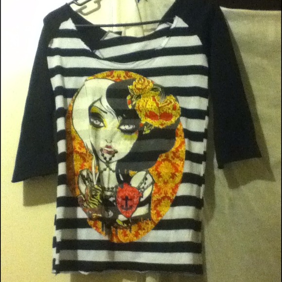 ⭐Reserved ⭐Stripped shirt with punk girl design