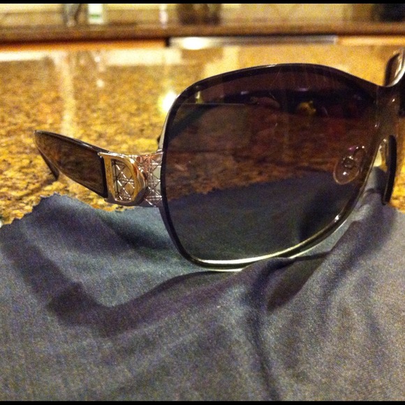 Authentic Christian Dior Sunglasses ?☀ main image 4