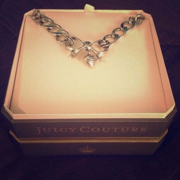Juicy Couture Silver Bow necklace