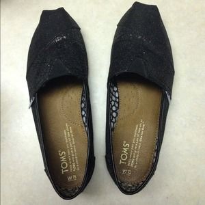 TRADED Black Glitter TOMS Sz 7.5