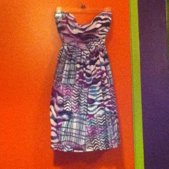 Reduced!! Printed strapless dress - Picture 1 of 2