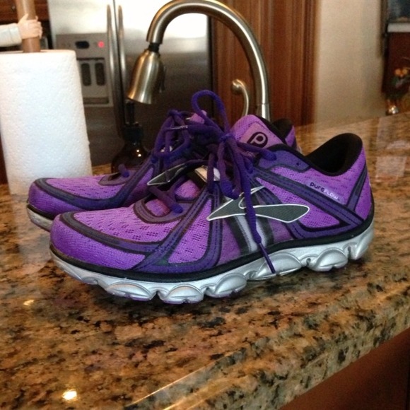 Shoes - Brooks running shoes