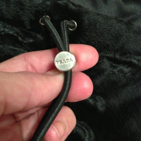 ✨AUTHENTIC PRADA BLACK SATIN AND MINK SHOULDER BAG - Picture 2 of 4