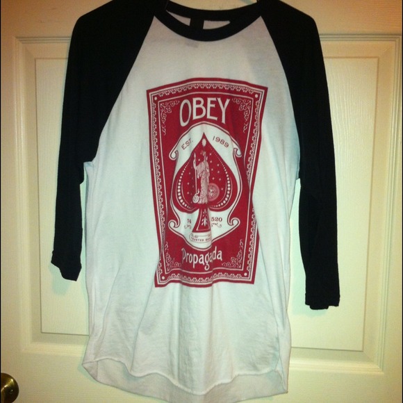 Obey baseball tee