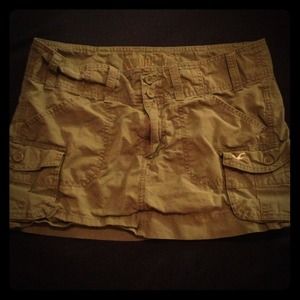 ⬇⬇Olive green cargo skirt