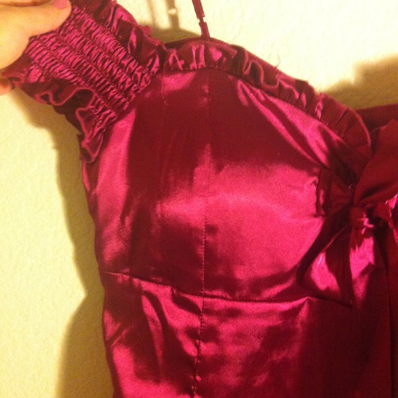 Beautiful blouse - Picture 2 of 3