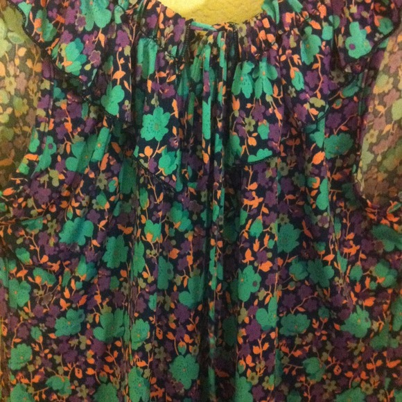 Blouse - Picture 2 of 2