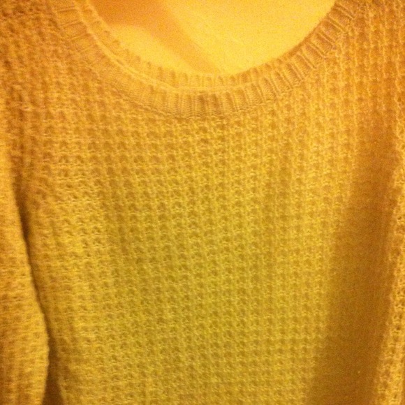 Slouchy cream colored roxy sweater - Picture 3 of 4