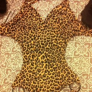 Hold Leopard print sexy one piece bathing suit