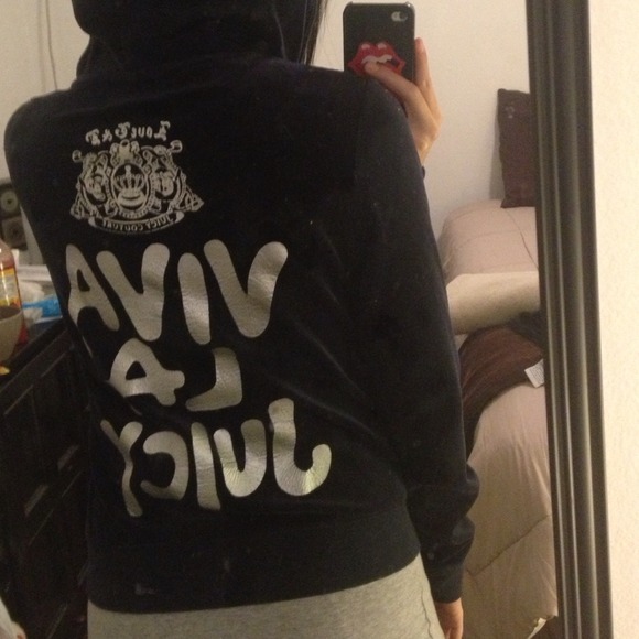 🚫SOLD🚫Juicy Couture sweater/ hoodie