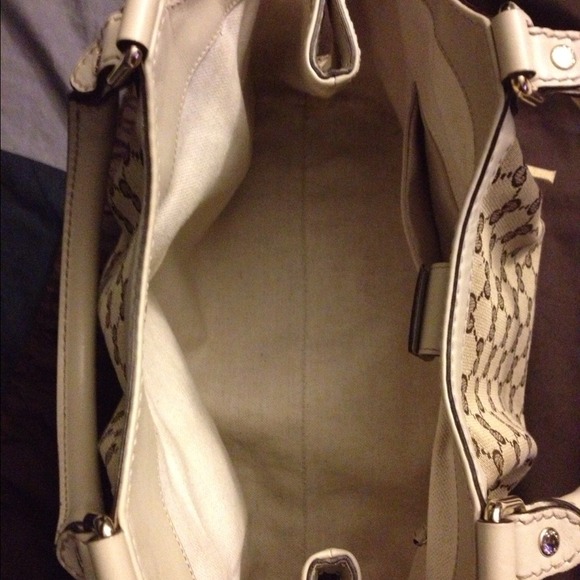 ❌SOLD❌Gucci - Sukey Medium Tote - Picture 4 of 4