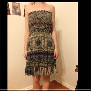 Strapless printed dress