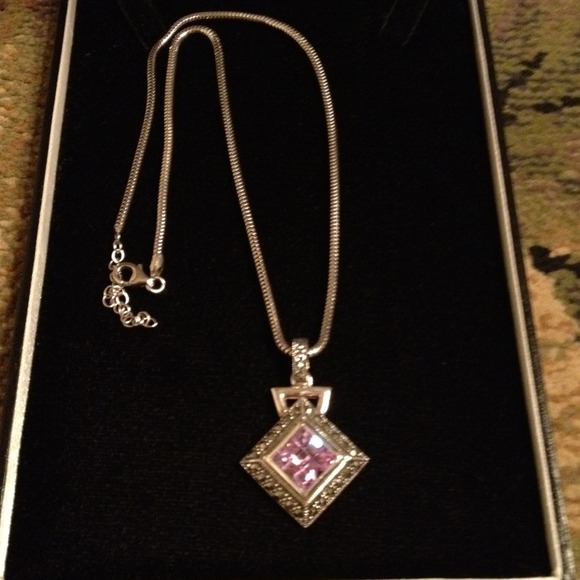 🔴SOLD🔴Sterling Silver Marcasite & Lavender - Picture 2 of 4