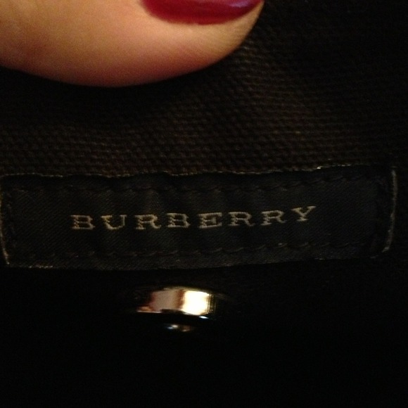 ***SOLD THROUGH PAYPAL***Burberry tote *REDUCED!* - Picture 2 of 3