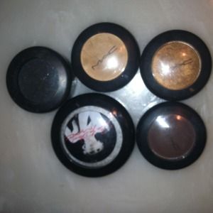 MAC makeup. On hold for Anna