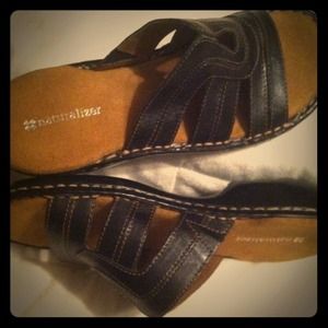 Reduced!!! totally new!! Neutralizer sandals