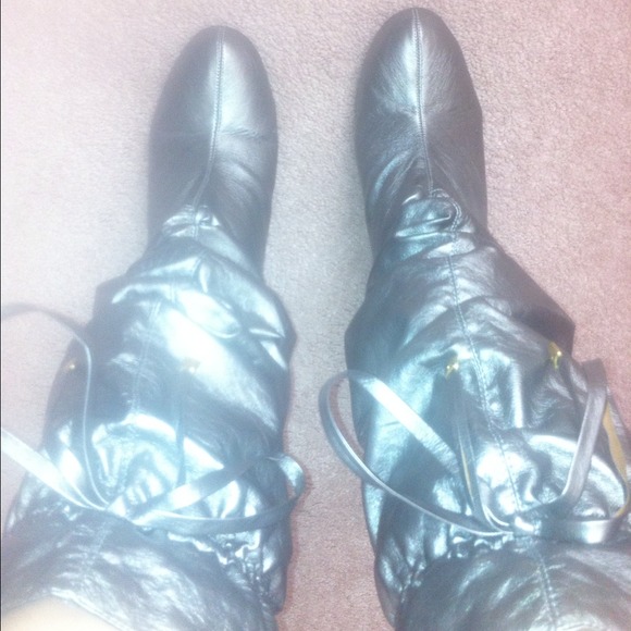 Boot - Picture 2 of 3