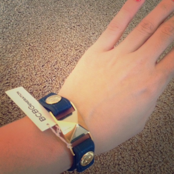 Bcbg bracelet