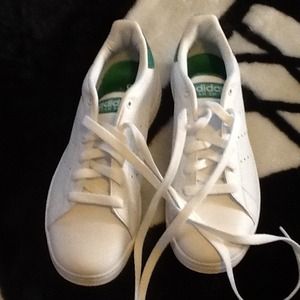 Adidas (Stan smith)