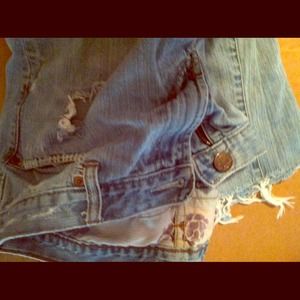 A m  eagle knee length capris