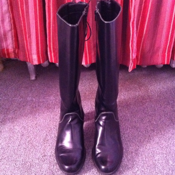 Pecan - Picture 3 of 3