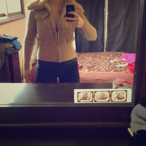 Brown sweater