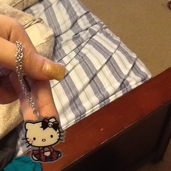 Hello kitty punk necklace