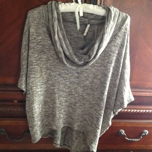 Black & Tan Cowl Neck light weight sweater.