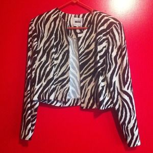 Leslie Fay zebra cropped blazer