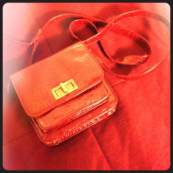 Reserved~Very cute purse:)