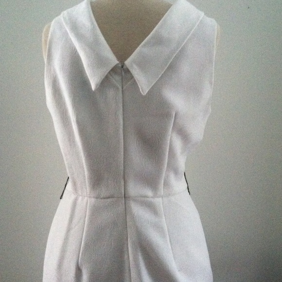 Vintage Dress - Picture 2 of 2