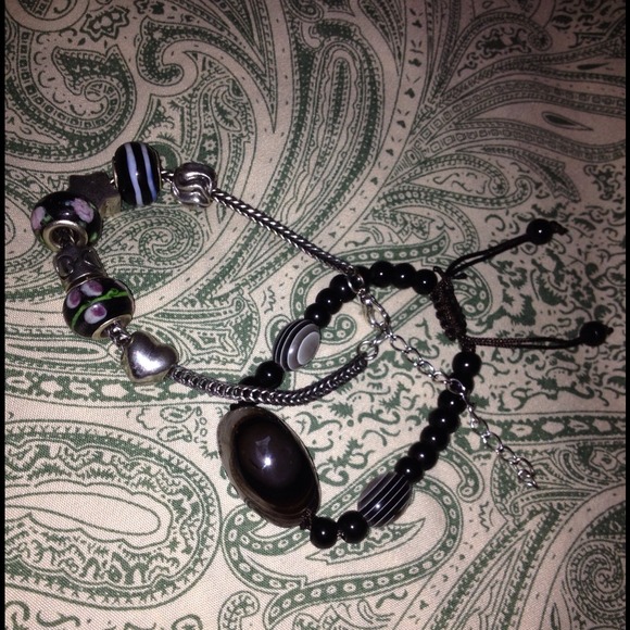 Jewelry - Sterling Silver 💯 Rondal Charms and Bead Bracelet